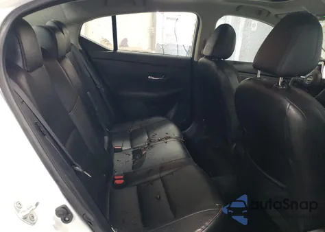 2024 Nissan Sentra Sr z USA, uszkodzony, nr VIN 3N1AB8DV9RY281529